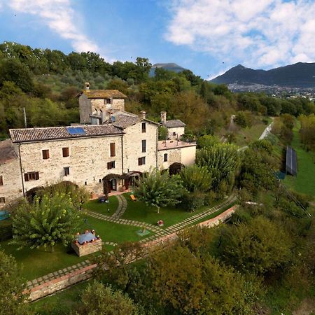 גוביו Agriturismo I Gelsi Di Santa Cristina מראה חיצוני תמונה