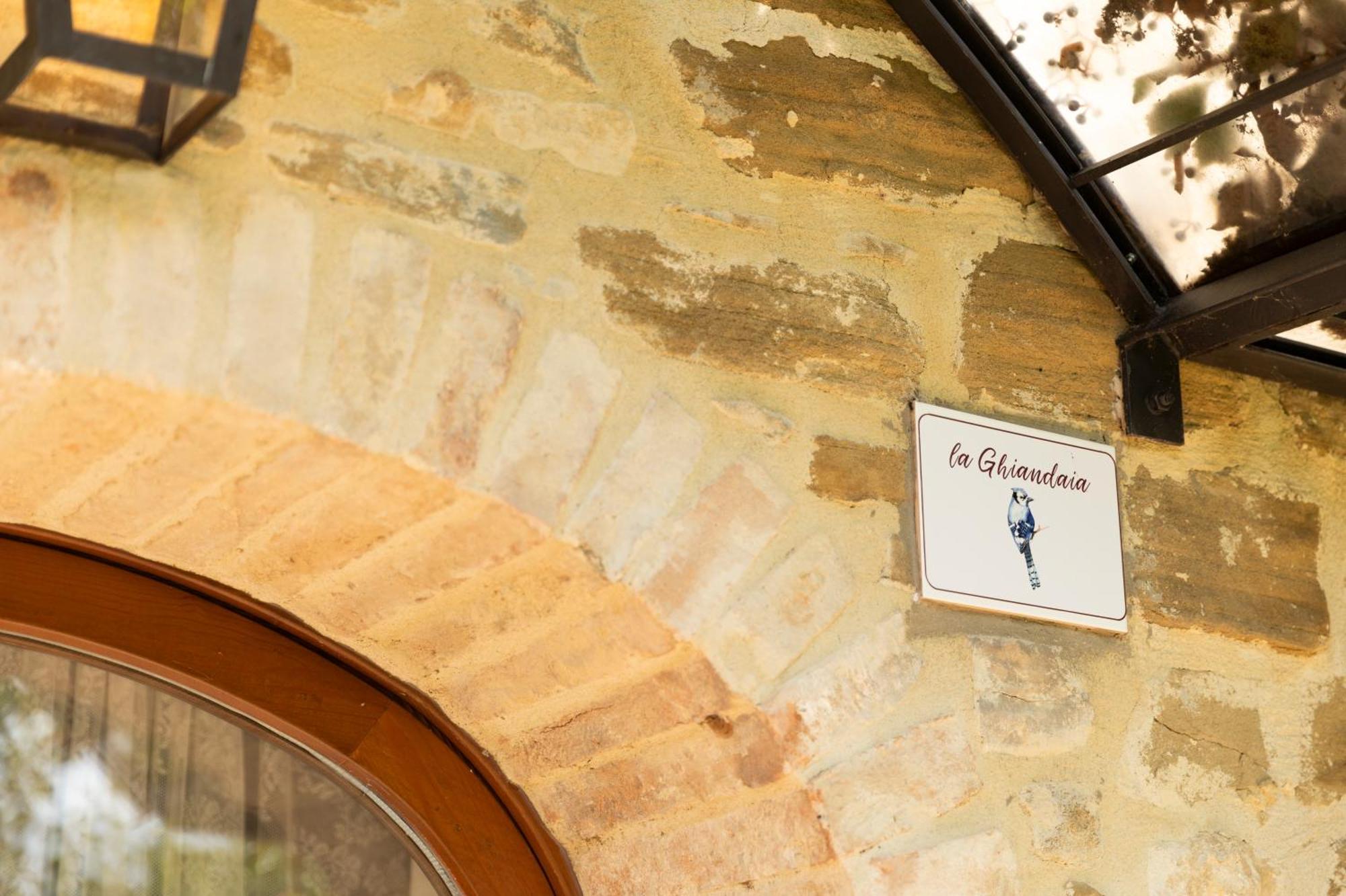 גוביו Agriturismo I Gelsi Di Santa Cristina מראה חיצוני תמונה