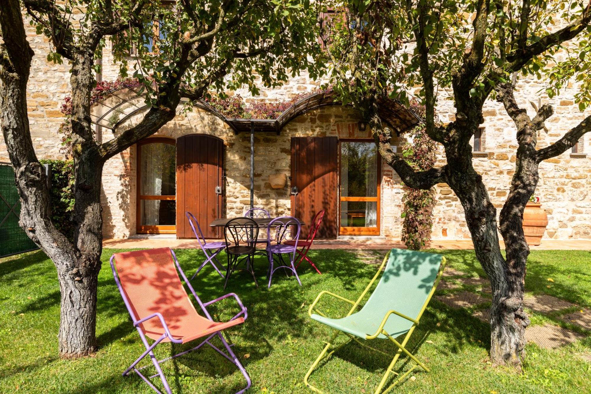 גוביו Agriturismo I Gelsi Di Santa Cristina מראה חיצוני תמונה